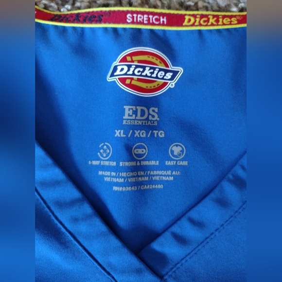 Dickies Women's Blue V-Neck Scrub Top - Picture 6 of 10